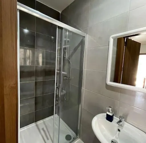 Coral Cove Comfort 3 *