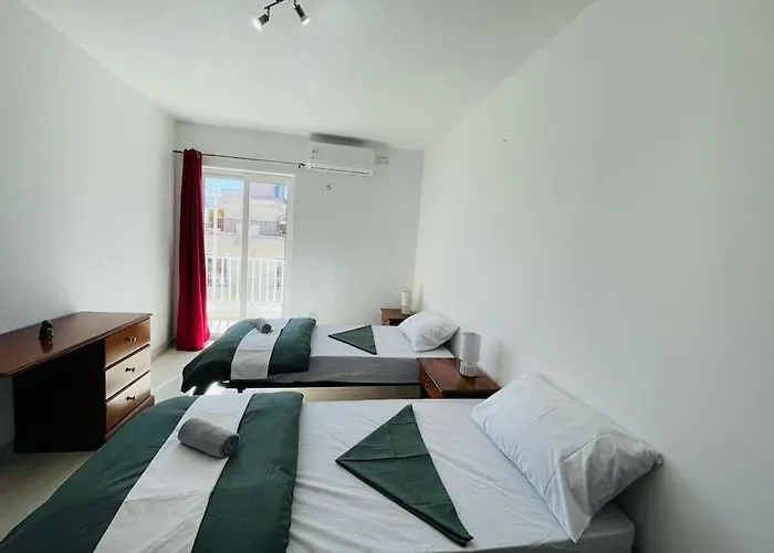 Coral Cove Comfort 3 St. Paul's Bay